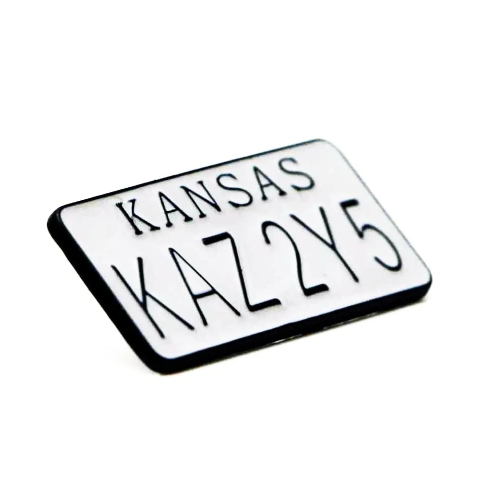 SUPERNATURAL IMPALA KS LICENSE PLATE ‘KAZ 2Y5’ ENAMEL PIN LAPEL PIN BROOCH NWT - Picture 8 of 14